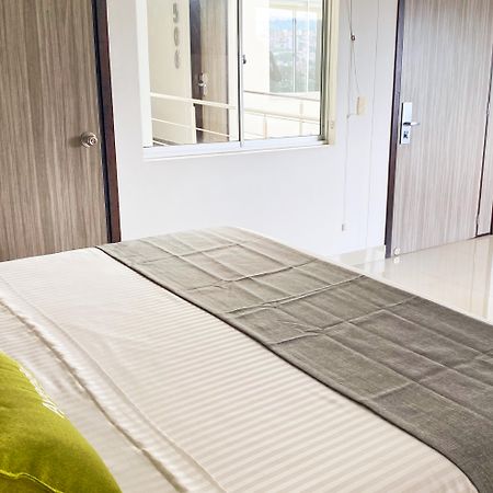 Ayenda 1136 Mh Hotel Pereira Bagian luar foto