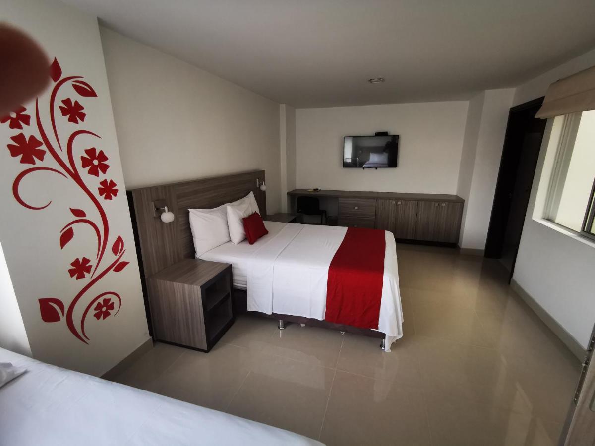 Ayenda 1136 Mh Hotel Pereira Bagian luar foto