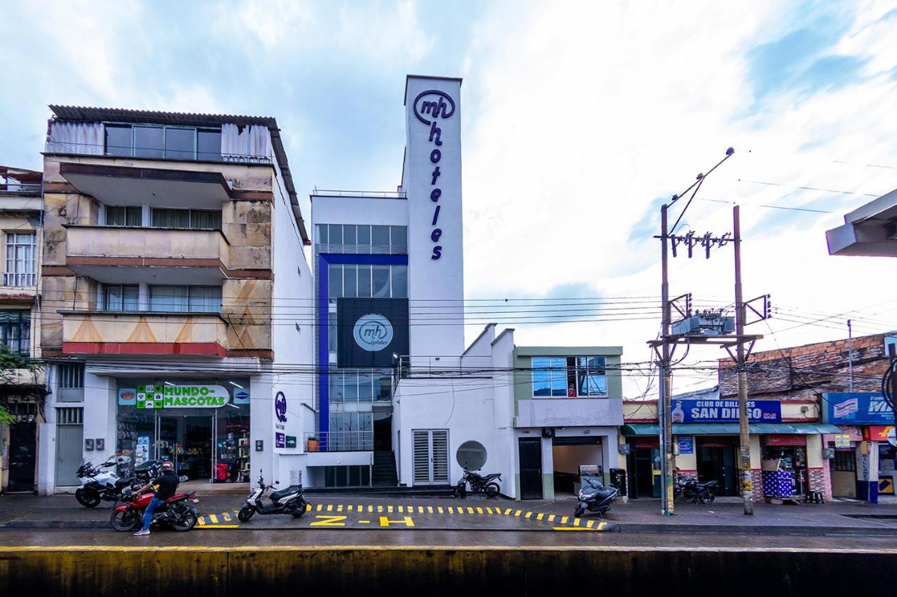 Ayenda 1136 Mh Hotel Pereira Bagian luar foto
