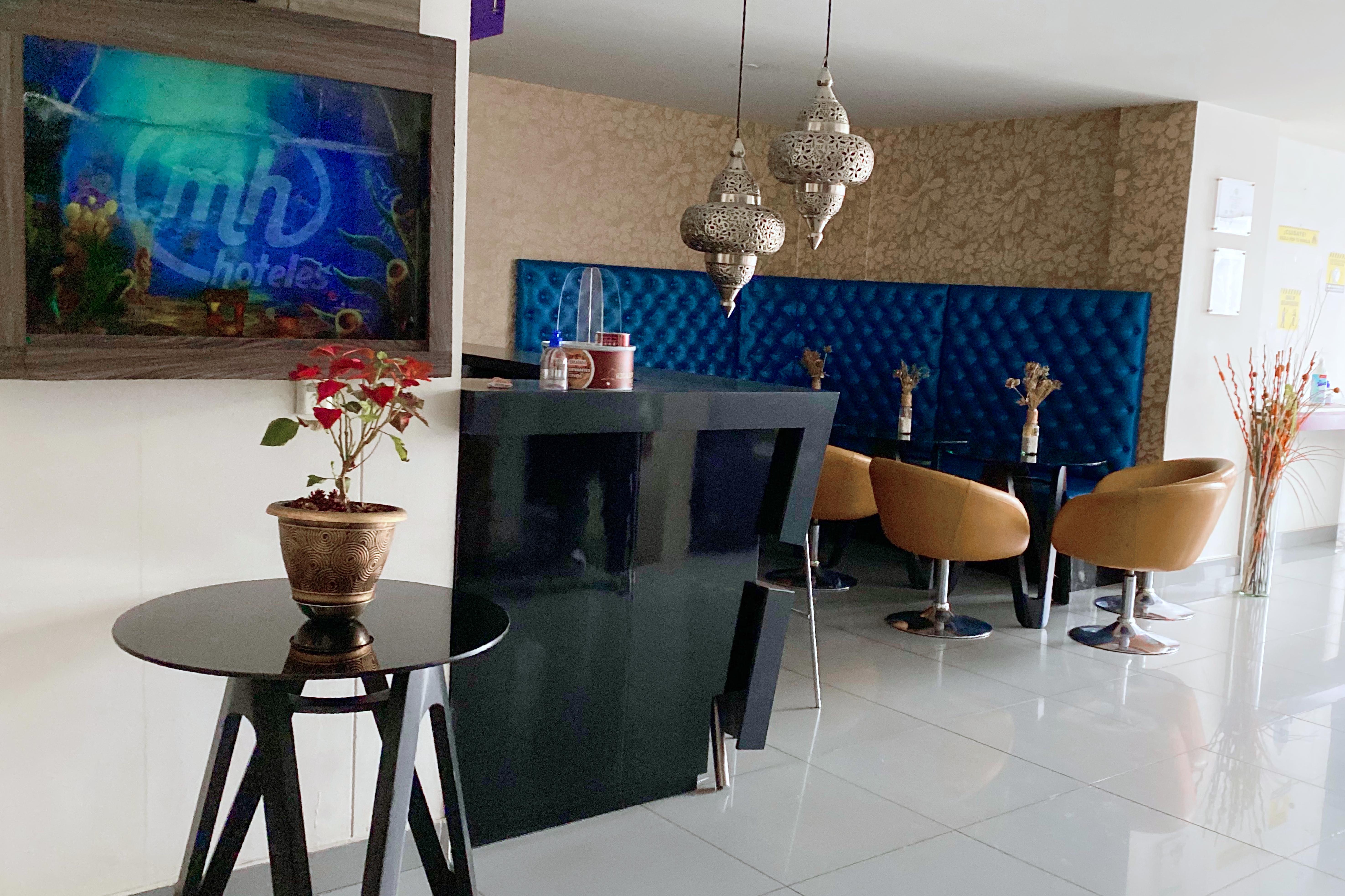 Ayenda 1136 Mh Hotel Pereira Bagian luar foto